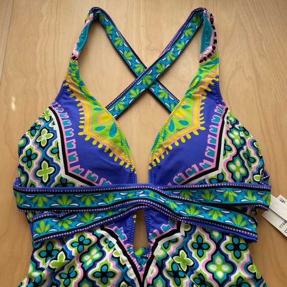 NWT Trina Turk One Piece Swimsuit Size 16 Aqua Purple Pink Yellow Padded Bra - Picture 2 of 8